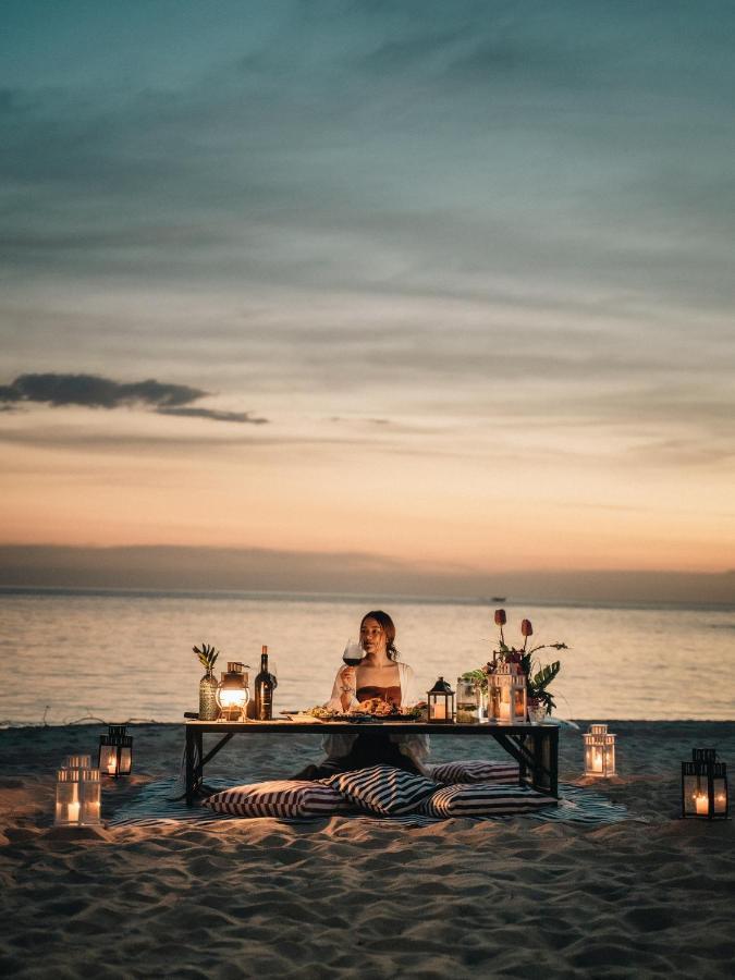 Hotel Adang Island 3*